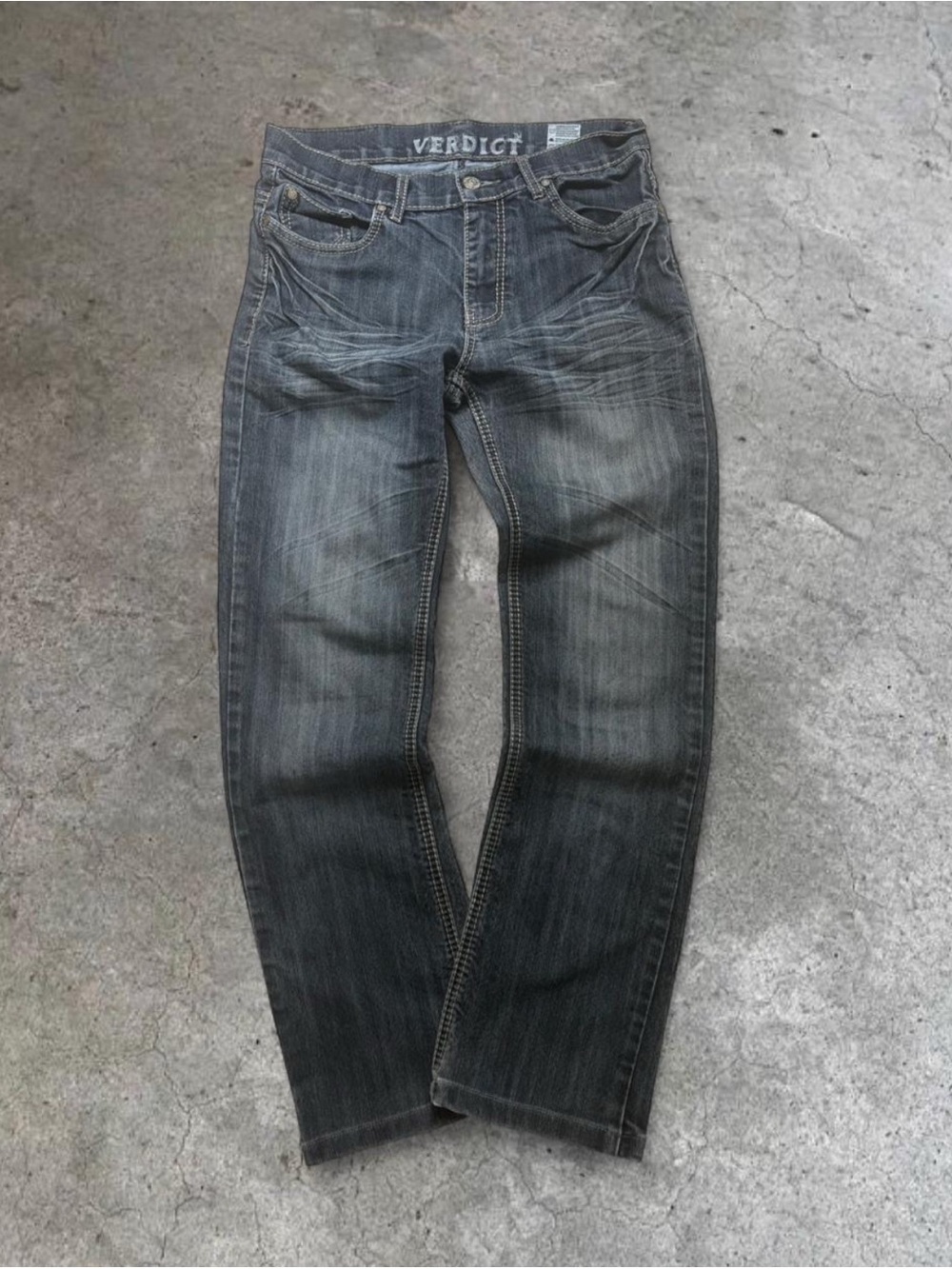 Men’s Straight Jeans in Washed Charcoal